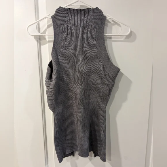AMANAALUX High neck twisted cut out knit top - Picture 6 of 6